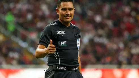 El cantante ya pitó con Cruz Azul en 2021, en la misma instancia.