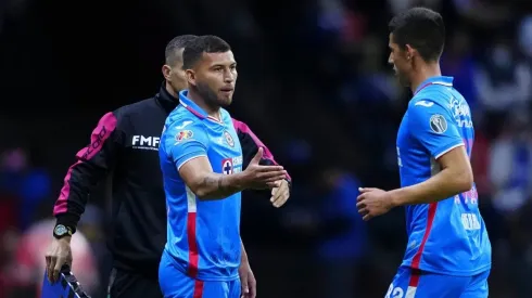 Juan Escobar entró de cambio al 21' por Rafa Guerrero en Cruz Azul.