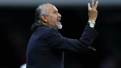 El Potro Gutiérrez se quedará en Cruz Azul como director técnico oficial.