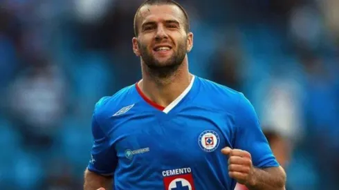 El exdelantero de los cementeros celebró la derrota del América