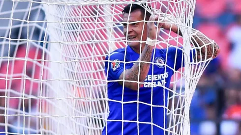 El delantero de 34 años fue jugador de Cruz Azul en cuatro torneos