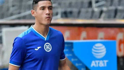 "El futbolista está de acuerdo con emigrar al futbol griego", se advierte.