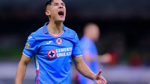 Se insiste en que Uriel Antuna quiere salir de Cruz Azul en el presente mercado de pases