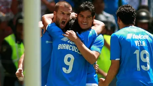Ante la adversidad, momentos divertidos aparecen alrededor de Cruz Azul