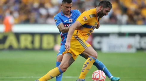 Este sábado 4 de febrero Cruz Azul recibirá a los Tigres de la UANL en el Estadio Azteca.
