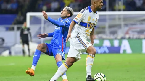 Carlos Vargas sufrió una fuerte lesión en la rodilla derecha el pasado sábado.