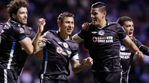 Cruz Azul venció 3-1 a Puebla en el Estadio Cuauhtémoc.