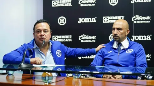Oscar Pérez ha pasado por diferentes etapas en Cruz Azul, tanto dentro como fuera de la cancha.