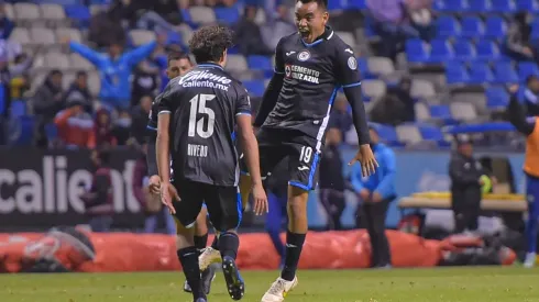 Primera fue Nacho, ahora el Tuca hacia la figura de Charly.