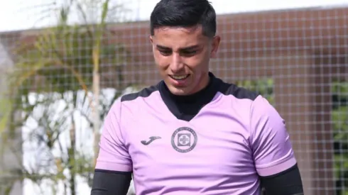 El joven de 20 años fue acusado de agredir físicamente a un guardia de seguridad.