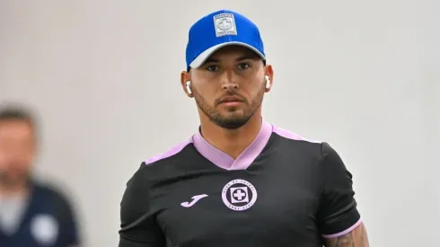 Juan Escobar en un partido con Cruz Azul
