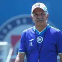 Tuca, obligado a mover sus piezas