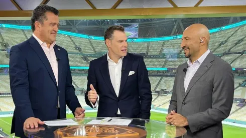 Carlos Hermosillo y Óscar Pérez coincidieron el Telemundo.