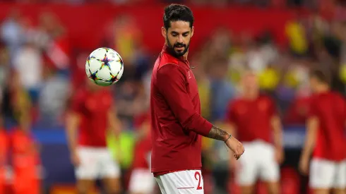 El mediocampista malagueño se encuentra sin equipo.