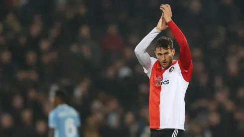 Santi Giménez registra 23 goles en la temporada con el Feyenoord.