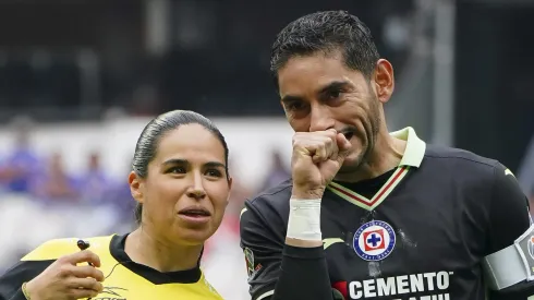 El cuadro cementero debe decidir si renovar o no a los dos capitanes del plantel.