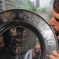 ¡ESCANDALOSA cifra! Feyenoord BLINDA a Santi