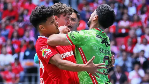 Trasciende que Cruz Azul pagó cinco millones de dólares por Carlos Salcedo.