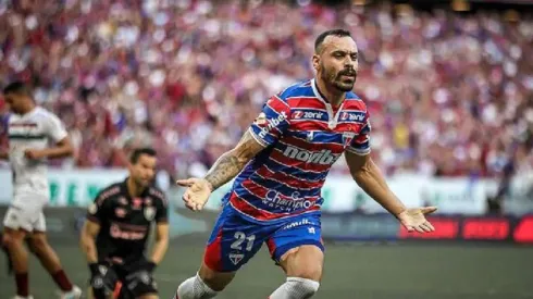 El brasileño se convierte en el segundo fichaje de La Máquina tras el de Carlos Salcedo.