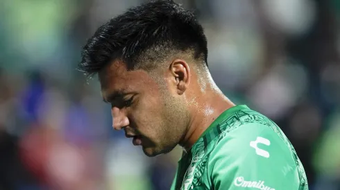 TORREON, MEXICO – ENERO 8: Eduardo Daniel Aguirre del Santos despues de recibir tarjeta de expulsion durante el juego de cuartos de final del Torneo Clausura 2023 de la Liga BBVA MX en el Estadio Corona el 8 de Enero de 2023 en Torreon, Mexico. (Foto: Jos Alvarez/JAM MEDIA)