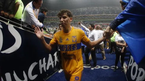 El defensor chileno fue puesto en el mercado después de que no entrara en planes de los Tigres UANL.