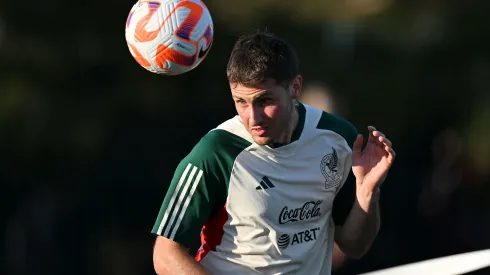 Santi Giménez tuvo una evolución futbolística notable.