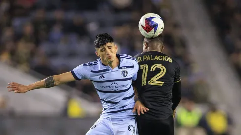 El delantero mexicano se ha convertido en el protagonista de los últimos días en el mercado de pases.