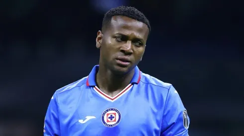 Michael Estrada fue dado de baja en Cruz Azul y tiene nuevo equipo.