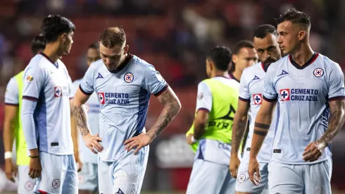 Tijuana, Baja California, 14 de julio de 2023. Rodolfo Rotondi y Augusto Lotti en lamento, durante el partido de la jornada 3 del torneo Apertura 2023 de la Liga BBVA MX, entre los Xolos de Tijuana y la Máquina Celeste del Cruz Azul, celebrado en el estadio Caliente. Foto: Imago7/ Alejandro Gutiérrez Mora