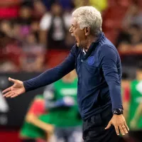 Insólita exigencia del Tuca hacia un reportero