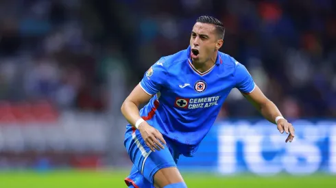 El defensor argentino no quiso renovar con el cuadro cementero y se marchó de México con la carta de libertad.