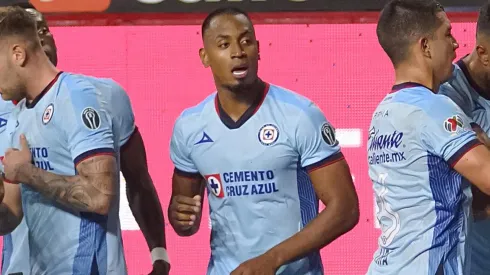 Willer Ditta sería baja de Cruz Azul en el debut de la Leagues Cup.