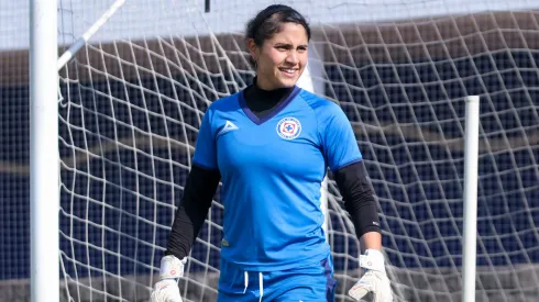 La portera Christina Holguin es refuerzo de Cruz Azul.