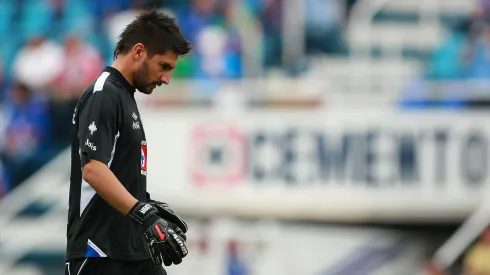 Yosgart Gutiérrez estrenó equipo a sus 42 años de edad.