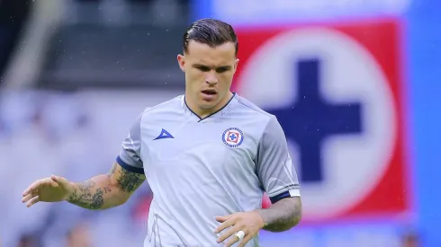 ¿Christian Tabó causa baja en Cruz Azul?