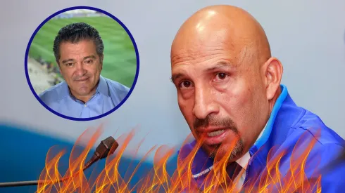 Carlos Hermosillo destruye al Conejo Pérez