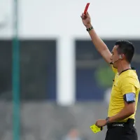 Cambian amarilla por roja directa, ¡sin VAR!