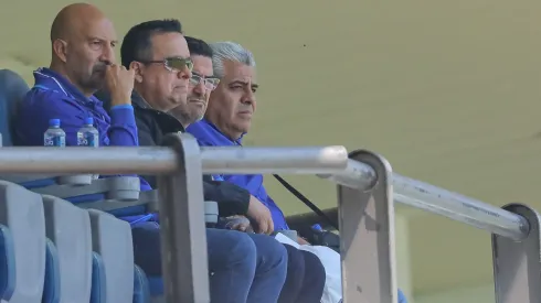 A Cruz Azul se le acaba el tiempo del mercado de fichajes.