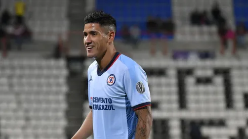 Ambos futbolistas protagonizaron un momento de tensión al final de los primeros 45' minutos de partido.