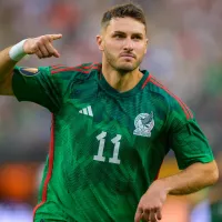 Santi lidera el top de goleadores del Tri