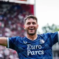 Vota por Giménez al mejor gol de agosto en el Feyenoord