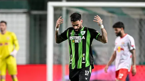 El delantero uruguayo es la única opción que manejan desde la directiva celeste.