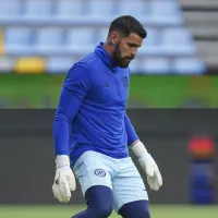 Cruz Azul toma una decisión en relación al futuro de Gudiño en el arco