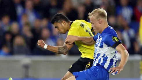 El internacional mexicano vio acción en el partido más atractivo de la primera fecha de la Europa League.