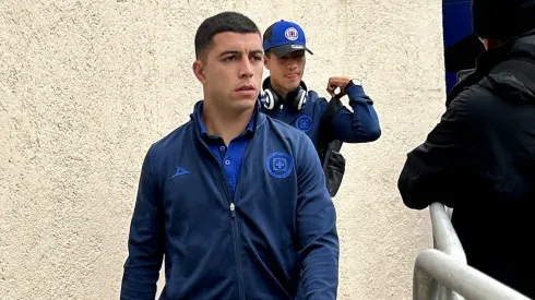 El mediocampista mexicano vuelve a quedar expuesto después de la rueda de prensa improvisada de este lunes.