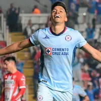 ¿Quién había sido el último delantero en marcar un triplete en Cruz Azul?