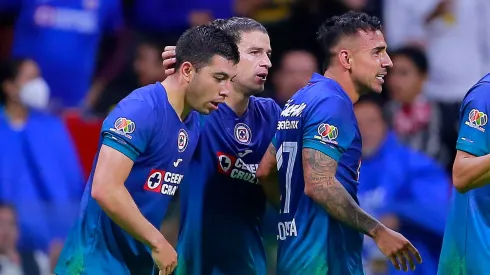 Cruz Azul contempla la baja de cuatro futbolistas.