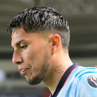 Carlos Salcedo buscó la paz pero afición le rechazó