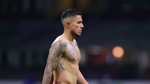 El defensor mexicano fue uno de los fichajes más recientes del club pero estaría en la rampa de salida para este mercado.