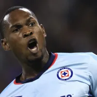¡Bomba! Diber Cambindo dejaría Cruz Azul y reforzaría a un equipo de la Liga MX
